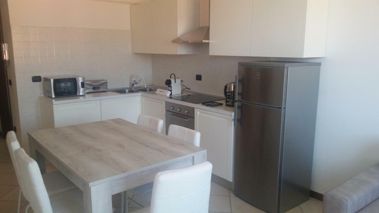 Be Lake Apartment Baveno Eksteriør billede